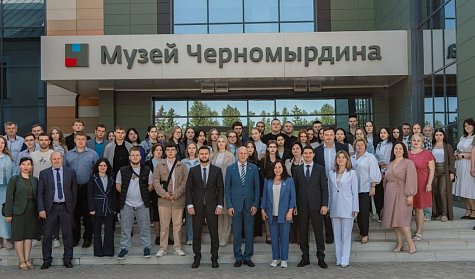 День знаний депутаты встретили со школьниками и студентами